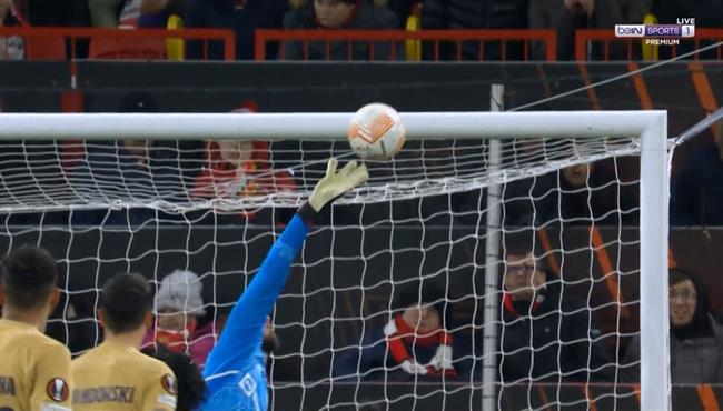 تصدي دي خيا الرائع يحرم برشلونة من هدف محقق امام مانشستر يونايتد