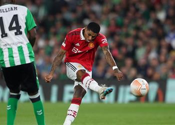 فيديو راشفورد يقود مانشستر يونايتد للفوز على ريال بيتيس والتأهل إلى ربع نهائي الدوري الأوروبي