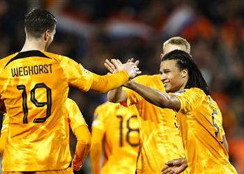 فيديو ناثان آكي يقود هولندا للفوز بثلاثية على جبل طارق في تصفيات يورو 2024