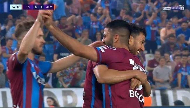 اسيست تريزيجيه في مباراة طرابزون سبور والانيا سبور