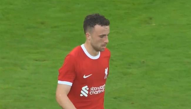 هدفا ديجو جوتا في مباراة ليفربول وكارلسروه