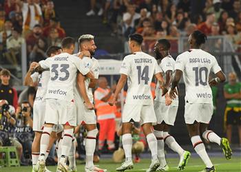 فيديو روما يواصل السقوط وميلان يفوز بثنائية في الدوري الإيطالي