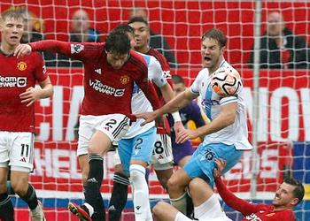 فيديو الهزيمة الرابعة مانشستر يونايتد يسقط أمام كريستال بالاس في الدوري الإنجليزي