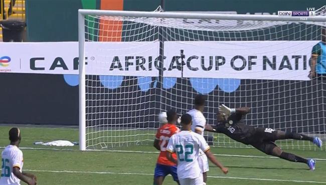تصدي مندي الرائع في مباراة السنغال وجامبيا بكاس امم افريقيا