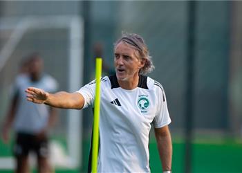 رئيس الاتحاد السعودي يحسم مصير مانشيني بعد الخسارة أمام اليابان في تصفيات كأس العالم