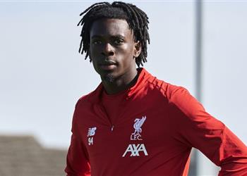 رسمي ا الزمالك يحسم موقفه من التعاقد مع أوفي إيجاريا