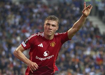 من أجل مانشستر يونايتد هويلوند يتوجه بطلب إلى مدرب الدنمارك قبل مباراة إسبانيا