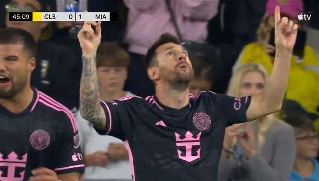 هدف ميسي الاول في مرمي كولومبوس كرو بالدوري الامريكي