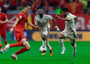 فيفا يقرر إيقاف لاعب منتخب السعودية قبل مباريات تصفيات كأس العالم