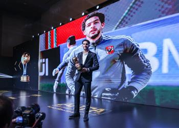 مصطفى شوبير بعد فوزه بجائزة أفضل حارس مجرد بداية وأتمنى إسعاد والدي دائم ا