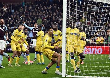 أستون فيلا يواصل التعثر بتعادل مخيب أمام كريستال بالاس في الدوري الإنجليزي