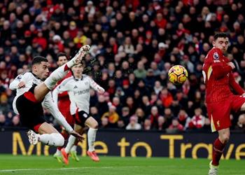 فيديو بيريرا يسجل هدف فولهام الأول أمام ليفربول في الدوري الإنجليزي