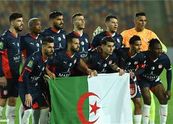 صحيفة جزائرية بعد مهزلة القاهرة شجار حاد بين مدرب شباب بلوزداد ولاعب الفريق ووعد بالرحيل