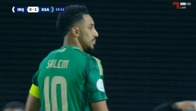 سالم الدوسري كاد ان يسجل هدف رائع امام العراق بكاس الخليج