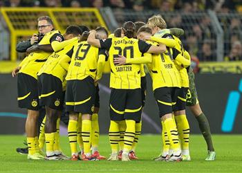 تقارير مهاجم بوروسيا دورتموند يعرض نفسه على برشلونة