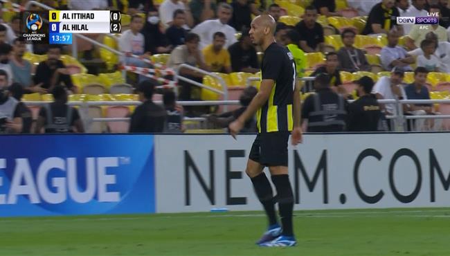 اصابة فابينيو وخروجه في مباراة الاتحاد والهلال بدوري ابطال اسيا