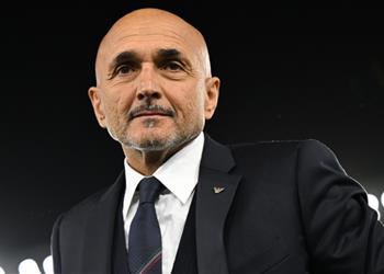 بسبب العنصرية رسمي ا منتخب إيطاليا يستبعد مدافع إنتر ميلان من معسكر مارس