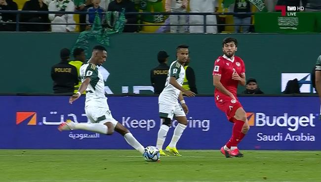 محمد كنو كاد ان يسجل هدف رائع امام طاجيكستان بتصفيات كاس العالم