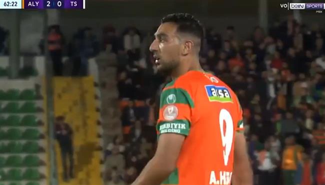 احمد حسن كوكا يتسبب في هدف ثاني لـالانيا سبور امام طرابزون بالدوري التركي