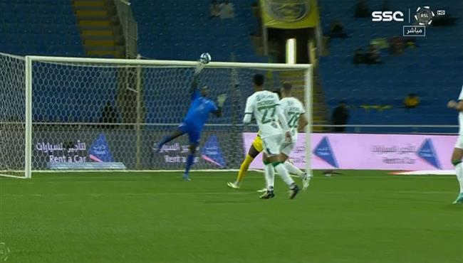 تصدي ميندي الرائع في مباراة الاهلي والتعاون بالدوري السعودي