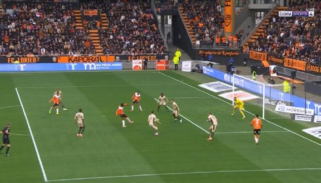 فرصة خطيرة من لوريان علي مرمي باريس سان جيرمان بالدوري الفرنسي