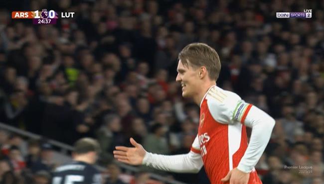 هدف مارتن اوديجارد في مرمي لوتون تاون بالدوري الانجليزي