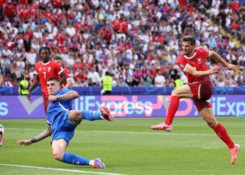 فيديو ريمو فريلير يسجل هدف سويسرا الأول أمام إيطاليا