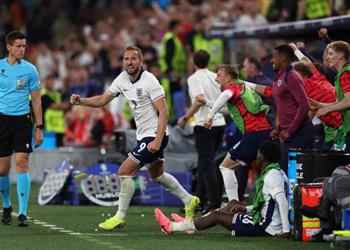 هاري كين قدمي توقفت في ركلة الجزاء وتنتظرنا مباراة صنع التاريخ