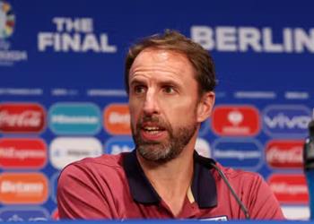 ساوثجيت على إنجلترا الفوز بلقب يورو 2024 لنشعر بالاحترام من عالم كرة القدم