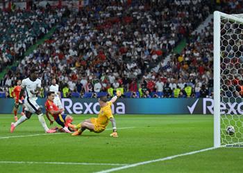 فيديو في الوقت القاتل أويارزابال يسجل هدف إسبانيا الثاني أمام إنجلترا