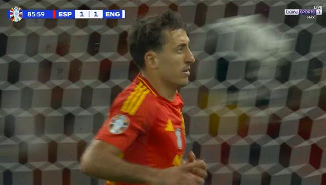 هدف اسبانيا الثاني في مرمي انجلترا 1 2 ميكيل اويارزابال