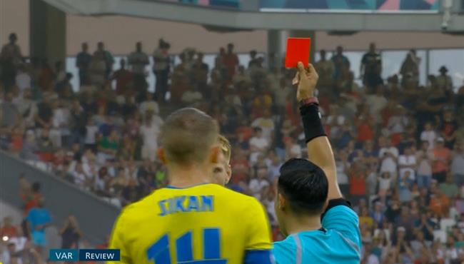 طرد لاعب أوكرانيا امام المغرب في أولمبياد باريس