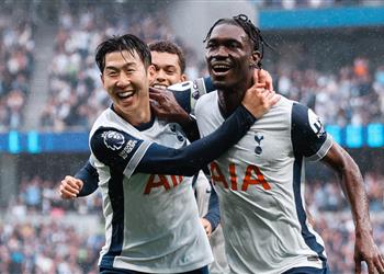 توتنهام يمطر شباك إيفرتون برباعية ويحقق فوزه الأول في الدوري الإنجليزي