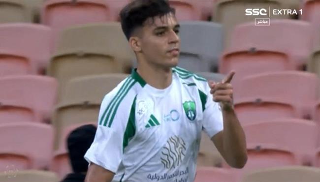 هدف الاهلي الاول في مرمي ضمك اسيست رياض محرز