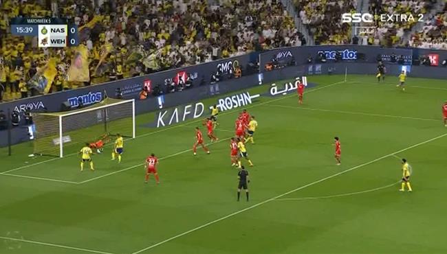 فرصة خطيرة من النصر علي مرمي الوحدة بالدوري السعودي