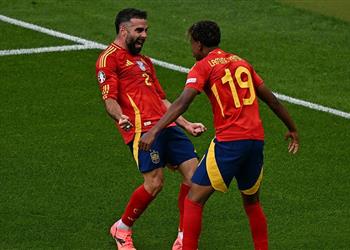 كارفاخال لامين يامال لا يزال طفل ا ونعتذر عن هتافات إسبانيا بعد اليورو