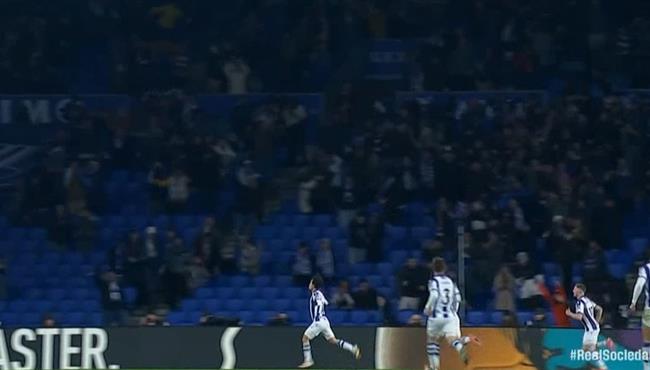 هدف فوز ريال سوسيداد الرائع علي فياريال 1 0 الدوري الاسباني