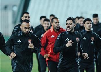 مران الأهلي كولر يحاضر اللاعبين وفقرات متنوعة في التدريب الختامي