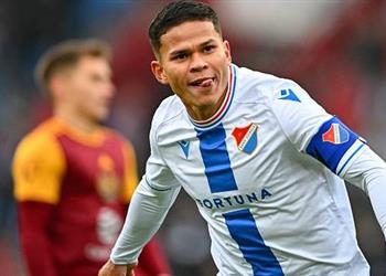 بانيك أوسترافا عن مفاوضات الأهلي لضم إيفرتون أرسلوا لنا عرض ا منتهي الصلاحية