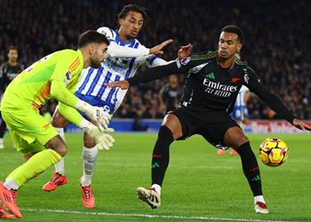 فيديو برايتون يقدم هدية لـ ليفربول ويتعادل مع آرسنال في الدوري الإنجليزي