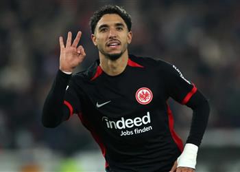 لخلافة عمر مرموش فرانكفورت يراقب 3 لاعبين في يناير