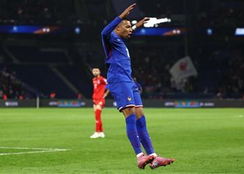 صدمة ديشامب يعلق على إصابة كيليان مبابي أمام أذربيجان