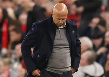 سلوت عن استبدال لاعب ليفربول أمام مانشستر يونايتد الإصابة السبب وسننتظر فحصه