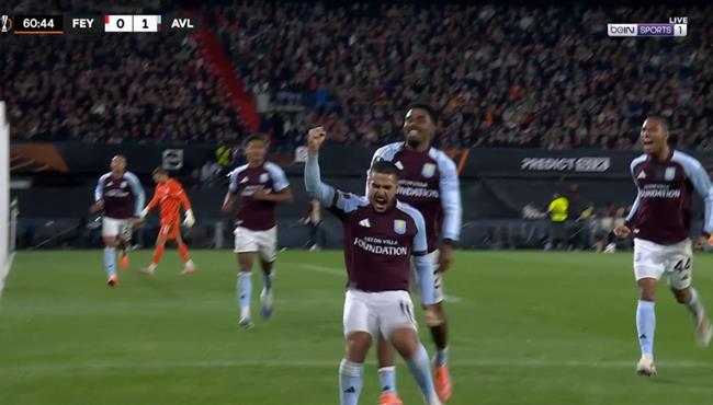 هدف اميليانو بوينديا العالمي في مرمي فينورد بالدوري الاوروبي