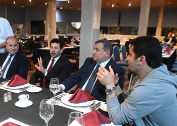 أشرف صبحي وهاني أبوريدة يزوران معسكر منتخب مصر الثاني بالمغرب