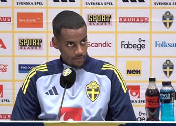 إيزاك يحسم موقفه من المشاركة أمام سويسرا في تصفيات كأس العالم