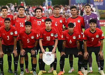 فيديو منتخب مصر يخسر بثلاثية أمام إنجلترا ويتأهل لدور الـ 32 بـ كأس العالم تحت 17 عام ا