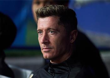 ليفاندوفسكي يكشف آخر تطورات مستقبله مع برشلونة