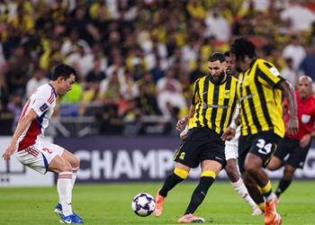 بعد تلميحه بالرحيل تقارير توضح موقف الاتحاد السعودي من كريم بنزيما