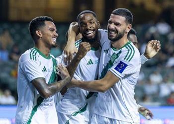 فيديو بـ10 لاعبين الأهلي يهزم القادسية ويقتحم المربع الذهبي في الدوري السعودي